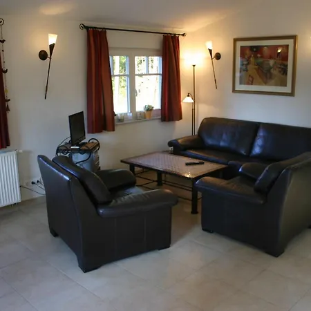 Palais Am Park - 14-24 Apartment Kuehlungsborn